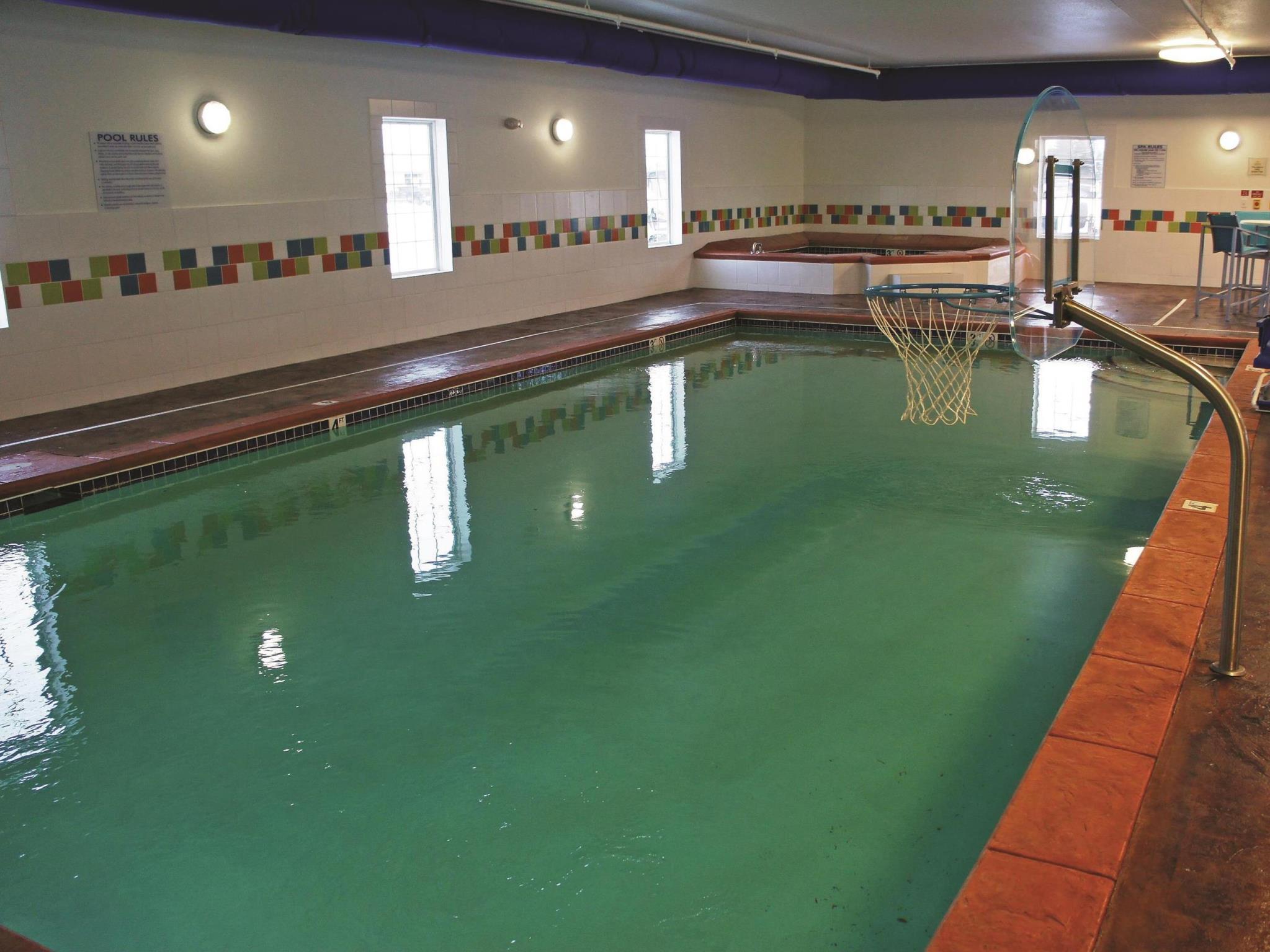 La Quinta By Wyndham Grand Forks Hotel Exterior photo
